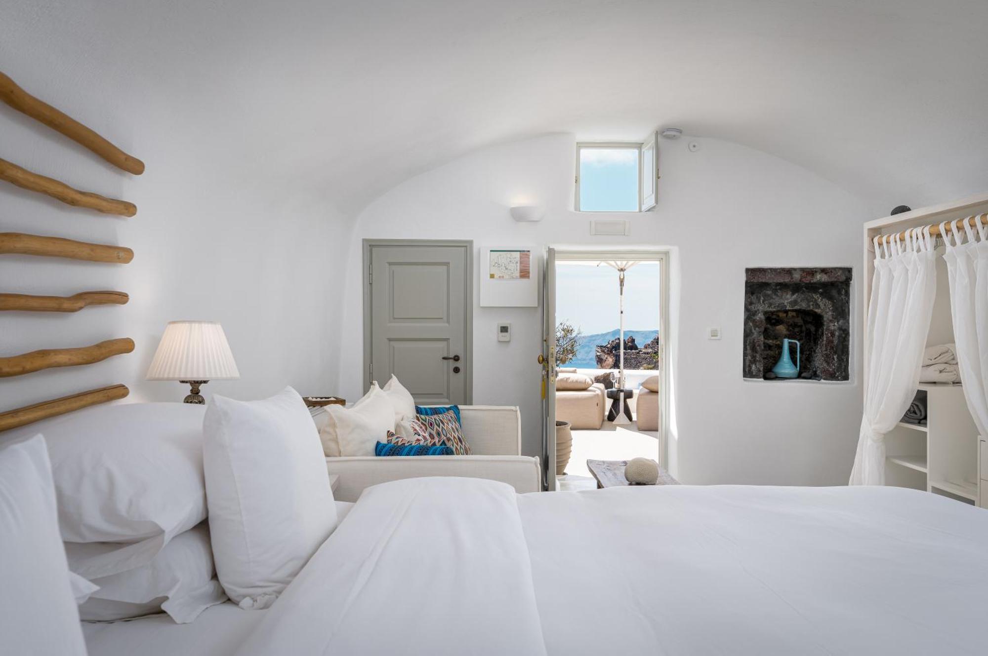 Iconic Santorini, A Boutique Cave Hotel By Sandglass Имеровигли Екстериор снимка