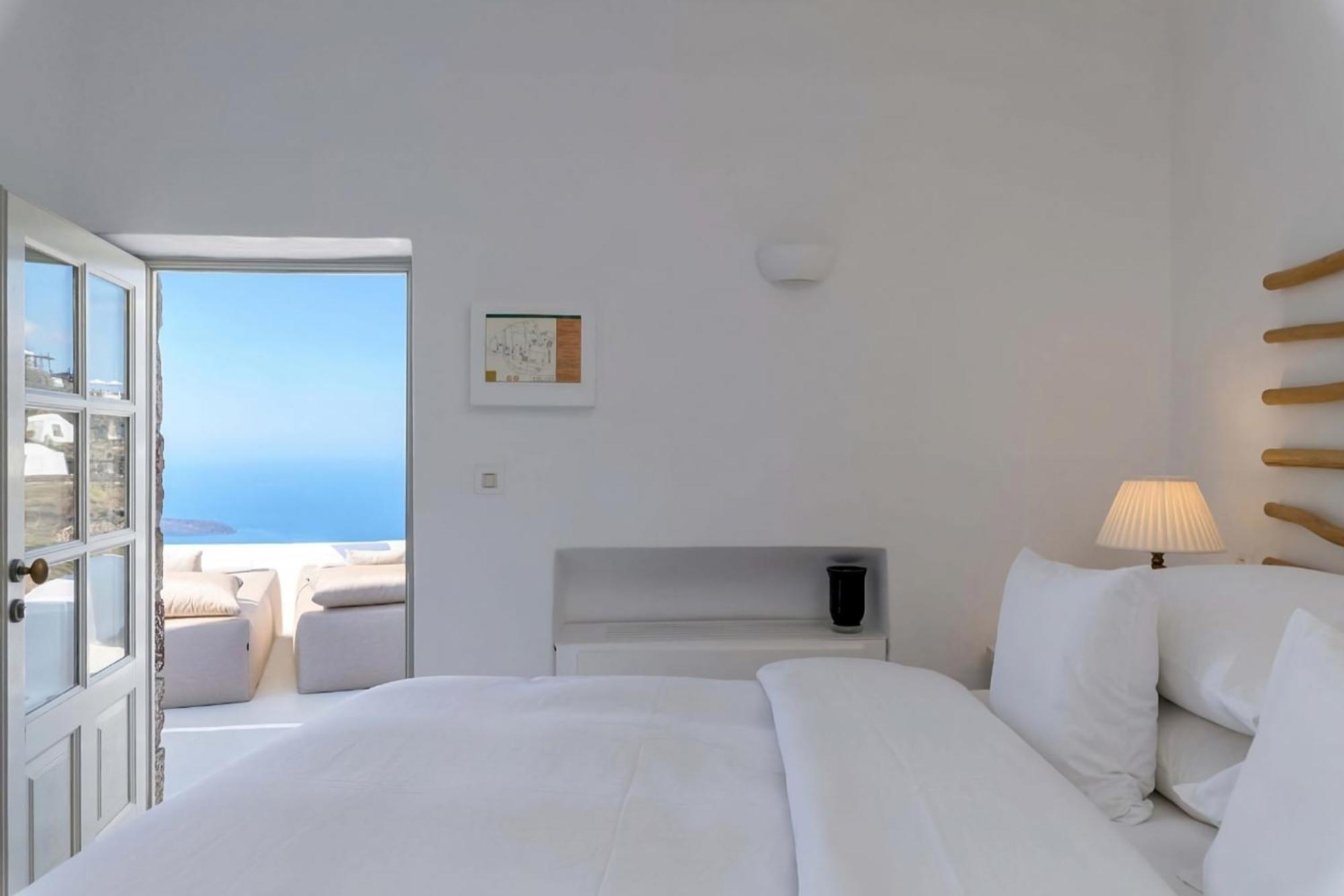 Iconic Santorini, A Boutique Cave Hotel By Sandglass Имеровигли Екстериор снимка