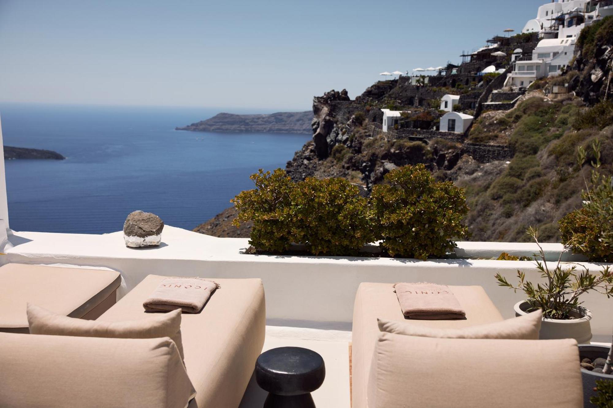 Iconic Santorini, A Boutique Cave Hotel By Sandglass Имеровигли Екстериор снимка